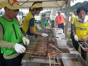 黒毛牛ジャンボ串焼き