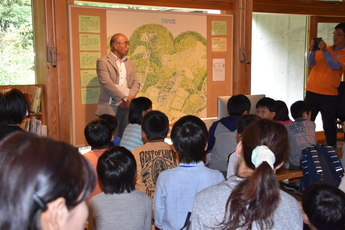 挨拶をする福島町長