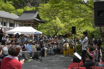 花の風まつり(乾徳寺)